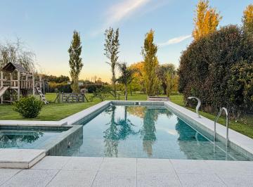 Casa de 5 ambientes, Pilar · Alquiler Temporal Casa con Pileta Club de Campo Los Palenques