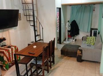 PH de 2 ambientes, Tres de Febrero · Depto Tipo Casa 2 Amb con Patio / Caseros Centro