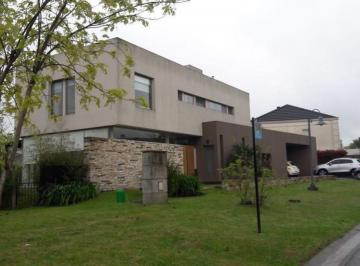 Casa de 7 ambientes, Berazategui · Fincas de Iraola 2 - 3 Dorm + Escr + Play + Quincho C/pileta