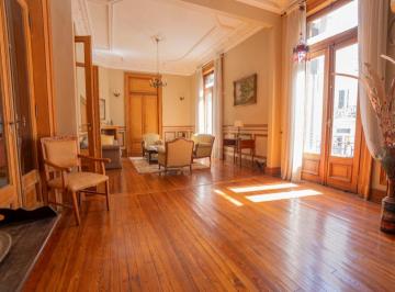 Departamento · 210m² · 5 Ambientes · Semipiso Estilo Frances Bajas Expensas Recoleta