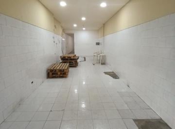 Local comercial · 200m² · Espectacular Local en Alquiler 1 Pl Sin Columnas Apto Todo Rubro