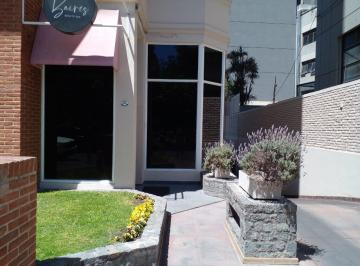Local comercial · 86m² · Venta Local Comercial en Ramos Mejía. Ideal Inversor