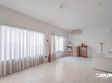 PH · 63m² · 2 Ambientes · PH en Villa Devoto, Gran Potencial 150 M²!