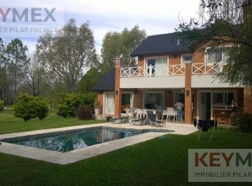 Casa · 290m² · 6 Ambientes · 3 Cocheras · Casa en Venta Country Los Cardales 4 Dorm. Galería Parrilla Jardín Pileta Apto Credito
