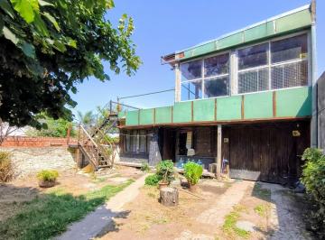 Casa · 300m² · 4 Ambientes · 1 Cochera · Casa en Ranelagh