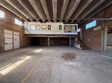 Depósito , Córdoba · Venta – Oficinas Mas Galpon Sobre Av Ricardo Rojas - 2.213 m de Terreno