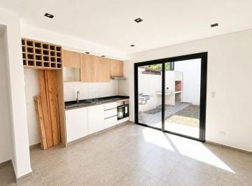 Casa · 85m² · 3 Ambientes · 1 Cochera · Venta Duplex 3 Amb Apto Credito