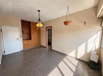 Departamento · 48m² · 3 Ambientes · 1 Cochera · Venta Departamento 3 Ambientes con Balcón a Reciclar! - Ramos Centro