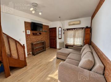 Casa · 90m² · 4 Ambientes · 1 Cochera · Venta Triplex de 4 Ambientes con Patio! - Morón Sur