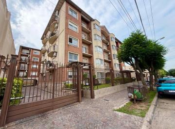 Departamento · 70m² · 3 Ambientes · 1 Cochera · Hermoso Departamento 3 Ambientes con Cochera! - Ramos Sur