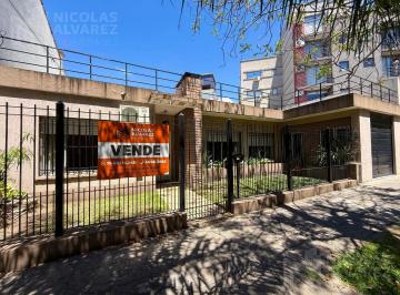 Casa · 130m² · 3 Ambientes · 1 Cochera · Espectacular Casa 3 Ambientes con Patio y Cochera en Venta! - Haedo Sur