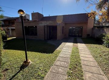 Casa · 150m² · 5 Ambientes · 1 Cochera · Vendo Casa Moderna Bº La Cuesta - Villa Carlos Paz
