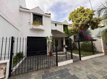 Casa · 241m² · 6 Ambientes · 1 Cochera · Casa en Venta - Ramos