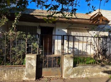 FAE-FAE-960_2 · Casa 2 Dorm.. | Roca Al 600