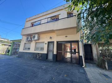 PH de 3 ambientes, Tres de Febrero · Tipo Casa Frente con Entrada de Auto