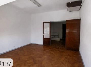 Oficina comercial de 5 ambientes, Colegiales · Solo Para Uso Comercial - Profesionalph de 5 Amb + Hall - Sin Cocina – 1° por Escalera