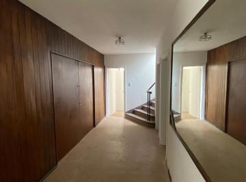 Casa de 6 ambientes, Ciudad de Mendoza · Casa Amplia y Funcional en Excelente Ubicación