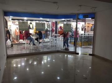 Local comercial · 57m² · Local en Alquiler