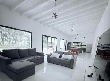 Casa · 139m² · 3 Ambientes · 1 Cochera · Casa en en Barracas de San Benito