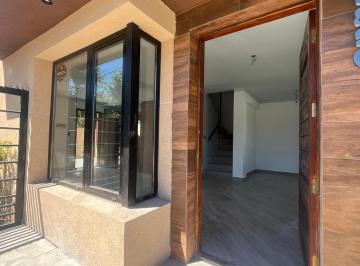 PH · 105m² · 4 Ambientes · 2 Cocheras · Chalet 4 Amb a Estrenar, Los Pinares