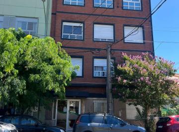 Oficina comercial · 16m² · 1 Ambiente · Consultorio en Venta en Chauvin