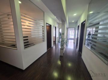 Oficina comercial · 180m² · 8 Ambientes · Oficina en Nuñez