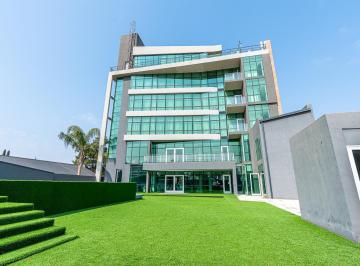 Hotel · 3779m² · 50 Ambientes · 70 Cocheras · Venta Hotel en Fisherton a Estrenar