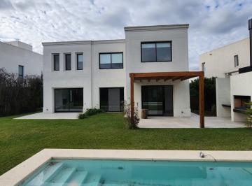 Casa · 248m² · 5 Ambientes · 3 Cocheras · Venta y Alquiler, Casa en Los Castaños, 5 Ambientes, con Pileta, Nordelta, Tigre.