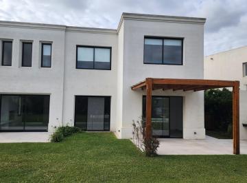 Casa · 248m² · 5 Ambientes · 3 Cocheras · Venta y Alquiler, Casa en Los Castaños, 5 Ambientes, con Pileta, Nordelta, Tigre.