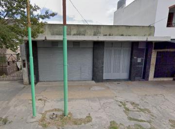 Casa de 4 ambientes, Berisso · Venta de Local con Vivienda en Venta Sobre Av Montevideo – Zona Céntrica de Berisso