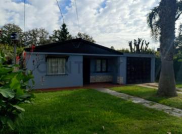Casa · 95m² · 3 Ambientes · 2 Cocheras · Alquiler Casa Ituzaingo