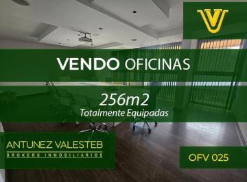 Oficina comercial de 10 ambientes, Córdoba · Vendo Hermosa Oficina en Alta Córdoba, 256 m² Cub. de Primera. Amoblado! (Ofv 025)