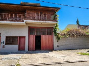 Casa · 500m² · 5 Ambientes · 3 Cocheras · Casa - Galpones - Ramos Mejia Sur