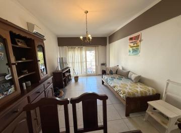 Imagen1 · Departamento Al Frente con Balcón y Dependencia – Zona Plaza Mitre