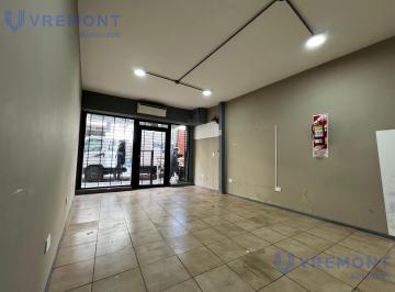 Local comercial · 44m² · Gascón Al 500 Local Comercial Almagro Hospital Italiano Se Vende con Excelente Renta