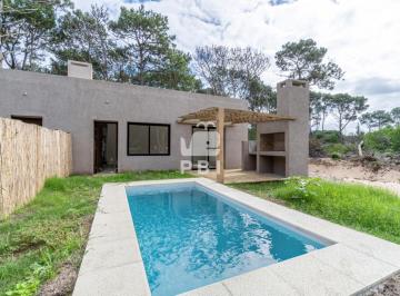 Foto1 · Casa en Venta, Club del Lago - Ref: Pbi15798
