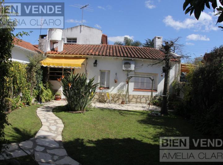 Casa · 123m² · 4 Ambientes · 1 Cochera