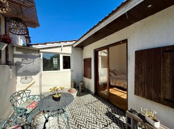 PH · 100m² · 3 Ambientes · 1 Cochera · Venta PH en Las Farolas, Parque Luro