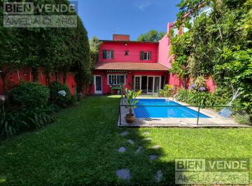 Casa · 270m² · 6 Ambientes · 1 Cochera · Venta Excelente Casa Sobre Lote Propio | Jardín, Quincho y Piscina — Barrio River