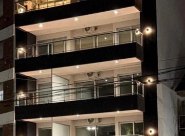 Departamento · 80m² · 2 Ambientes · Venta Depto. 2 Amb Planta Baja con Jardin y Parrilla en Villa Crespo