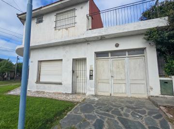 Departamento · 1 Dormitorio · PH 2 Amb. con Balcón Terraza - Echeverria y Carasa