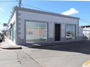 Foto1 · Locla en Alquiler Anual en El Centro de Maldonado