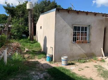 Casa · 65m² · 3 Ambientes · ¡Oportunidad!. Excelente Construcción