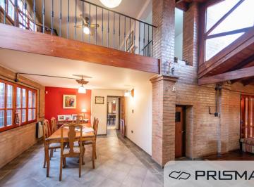 Casa · 300m² · 7 Ambientes · 2 Cocheras · Casa - 3 Dorm - Parque Atlantica - Apto Credito