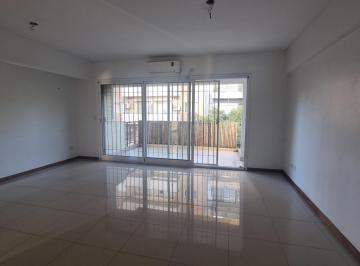 Departamento · 62m² · 3 Ambientes · 1 Cochera · Excelente 3 Ambientes con Cochera a 100 m Estacion de Tren