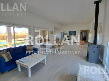 Casa · 136m² · 4 Ambientes · 2 Cocheras · Barrio El Ensueño, Casa en Una Planta 3 Dorm., Hermoso Jardín con Pileta