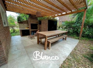Casa · 150m² · 5 Ambientes · 2 Cocheras · Casa en Venta en Rincón de Maschwitz, Escobar, G. B. a. Zona Norte