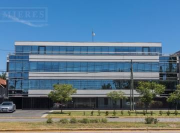 Oficina comercial · 233m² · Oficina de 233 m² en Alquiler - San Isidro