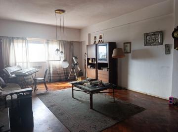 Departamento · 79m² · 3 Ambientes · Venta - 3 Amb - Almagro Luminoso en Todos Sus Ambientes Oportunidad