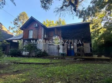 Casa · 150m² · 5 Ambientes · Venta de Casa 4 Ambientes en Villa Udaondo, Ituzaingó